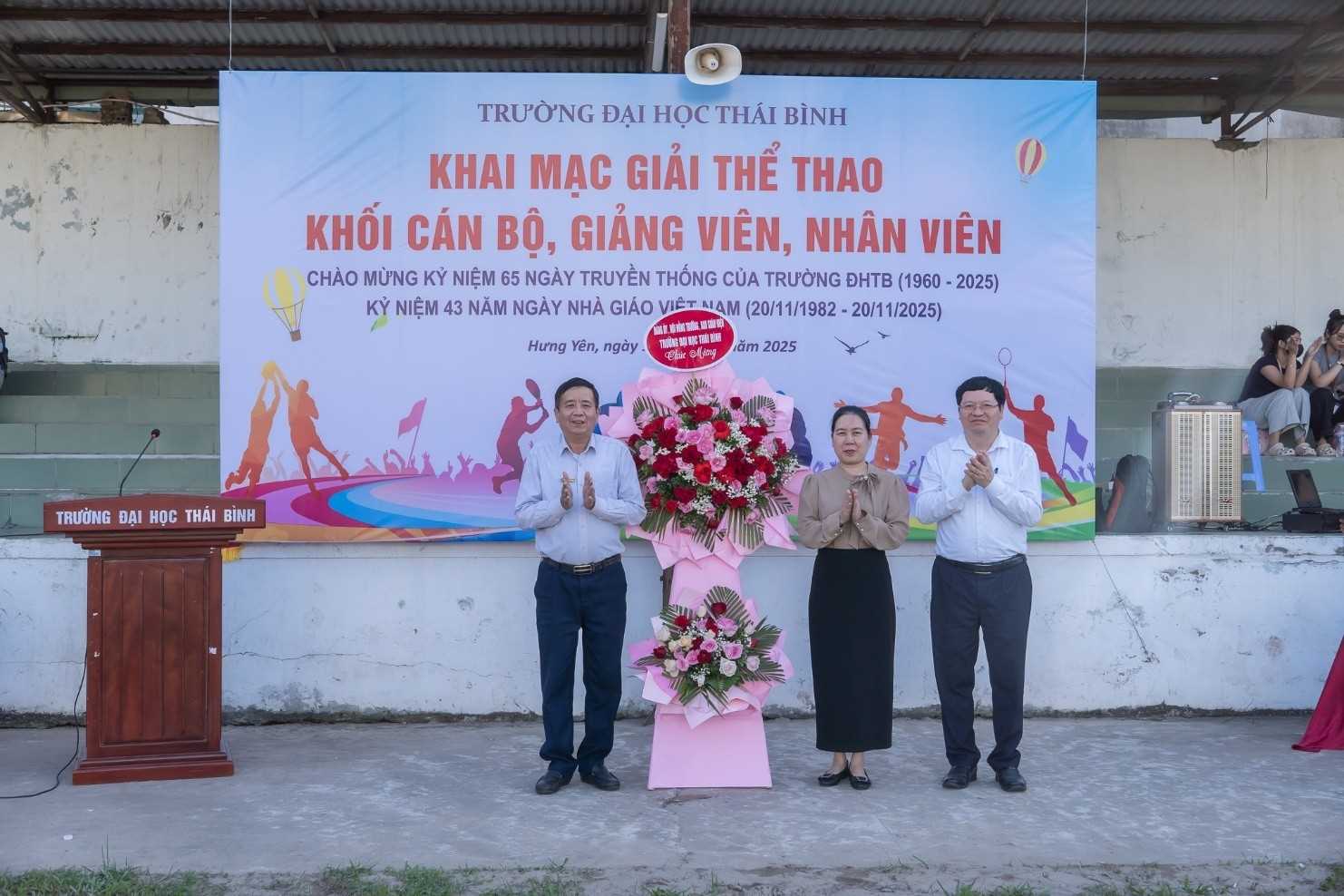 KHAI MẠC GIẢI THỂ THAO KHỐI CÁN BỘ, GIẢNG VIÊN VÀ NHÂN VIÊN 2025